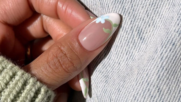 nailsfl.jpg
