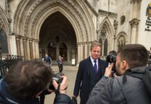 Από το «Grexit» στο «Brexit»: Πίτερ Γουάιλντινγκ, ο άνθρωπος που επινόησε το 2012 τη λέξη που δίχασε τη Βρετανία και άλλαξε την Ευρώπη