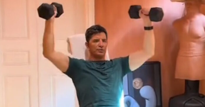 sakis rouvas 1200x630.jpg