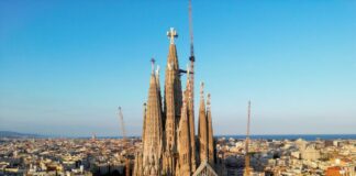 the sagrada familia basilica 1200x630.jpg