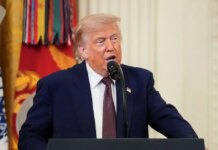 Ντόναλντ Τραμπ: «Παράδοση άνευ όρων» η συμφωνία με το Ιράν – Δεν υπάρχουν όρια στη δύναμή μου