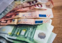 Μετρητά, καταθέσεις και τραπεζικοί λογαριασμοί: Σε ποιες περιπτώσεις ζητεί αποδείξεις η Εφορία