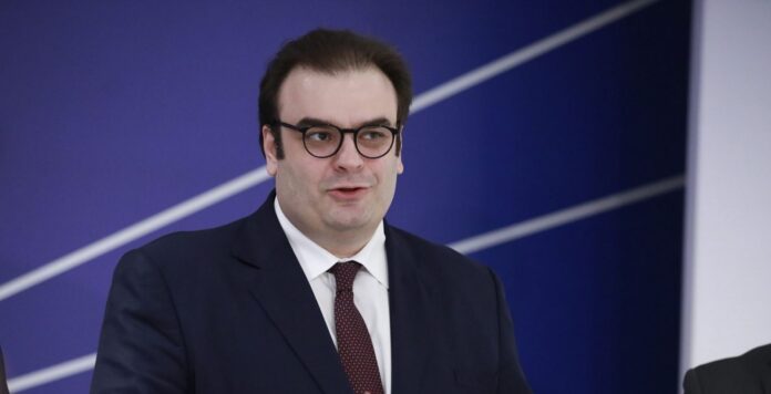 Kyriakos-Pierrakakis-1.jpg