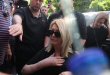Αφροδίτη Νέστορα: «Η μητέρα μου ήταν υπέροχος άνθρωπος, σας ευχαριστώ που ήρθατε»