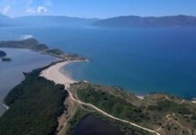 Αλβανία: Νέο σκάνδαλο με το θέρετρο του Κούσνερ – Καταζητούμενος για ξέπλυμα χρήματος ο φερόμενος ως ιδιοκτήτης
