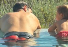 Ο Κωνσταντίνος Αργυρός στην Πύλο για διακοπές μαζί με την οικογένειά του, μετά τη συναυλία που έδωσε
