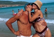 Η Αθηνά Οικονομάκου συνεχίζει τις διακοπές της στην Ισπανία – Οι πόζες με τον Μπρούνο Τσερέλα στην παραλία