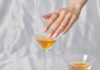 Champagne Silk nails: Η τάση στα νύχια που κυριάρχησε στον γάμο της Taylor Swift & του Travis Kelce