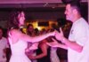 Η Δώρα Παντέλη έκανε pre wedding party – Το φωτογραφικό άλμπουμ από το γλέντι στην Κινέτα και ο χορός