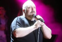 Γιώργος Αλκαίος: Έρχεται με δύο νέες συναυλίες μετά το sold out στο θέατρο Βεάκειο