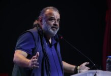 Στη Μύκονο ο Μάριος Ηλιόπουλος: Το τρόπαιο της ΑΕΚ, είναι τρόπαιο τιμής και αξιοπρέπειας