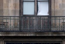 Μουσείο του Λούβρου: Προκαλεί ο εγκέφαλος της κλοπής των 88 εκατ. ευρώ – «Μπορούσαμε και περισσότερα»