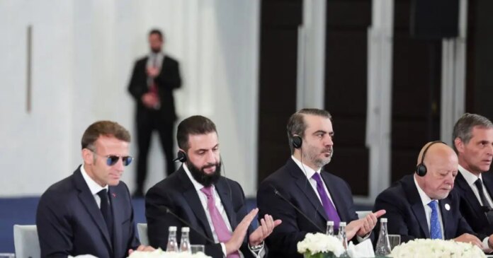 macron-sara-1200x630.jpg