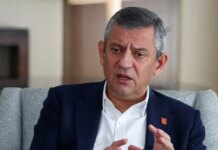 Τουρκία: Ο Οζγκιούρ Οζέλ αποχωρεί από το CHP και ιδρύει νέο κόμμα