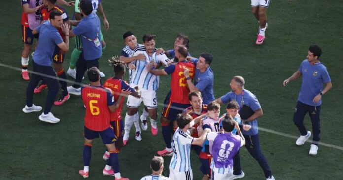 paredes-ispania-argentini-reuters-1200x630.jpg