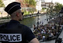 Έρευνα στη Γαλλία: Αυτοκτόνησε 21χρονος που δεχόταν επί χρόνια ρατσιστική παρενόχληση – Έκκληση να μιλήσουν οι μάρτυρες