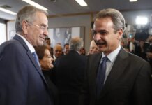 Τακτική «σκληρού ροκ» από τον Αντώνη Σαμαρά – Τι απαντά το Μέγαρο Μαξίμου