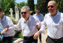 Αλίκη Βουγιουκλάκη: Συγκίνηση στο μνημόσυνο για τα 30 χρόνια από τον θάνατό της