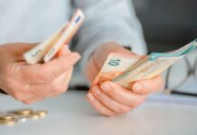 Συντάξεις χηρείας: Προς ψήφιση αύριο στην Ολομέλεια οι νέες ρυθμίσεις – Κεραμέως: «Τέλος σε μια κοινωνική αδικία 10 ετών»