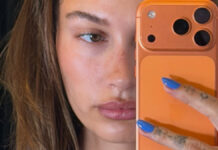 Hailey Bieber: Το γαλάζιο μανικιούρ που έγινε καλοκαιρινή τάση