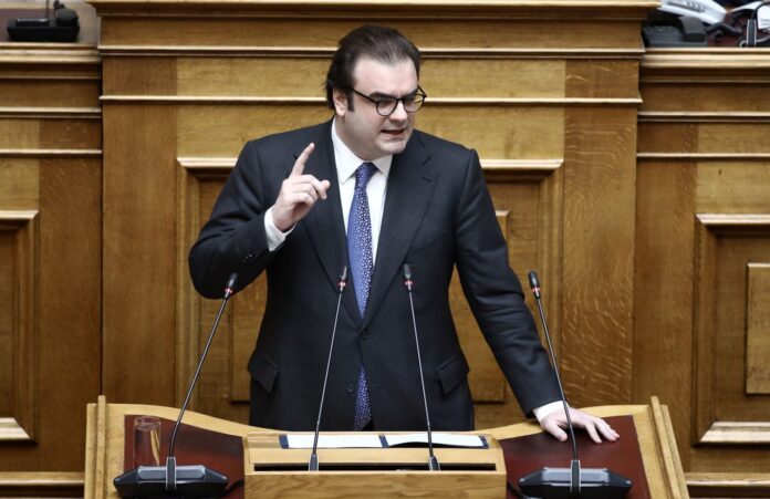 Kyriakos-Pierrakakis1.jpg