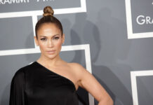 Οι 6 κανόνες που ακολουθεί η Jennifer Lopez και δείχνει υπέροχη στα 57 της