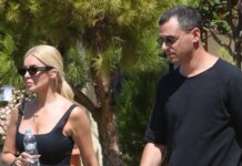 Κατερίνα Καινούργιου – Παναγιώτης Κουτσουμπής: Οι τρυφερές αναρτήσεις με την κόρη τους από τις διακοπές στη Μύκονο