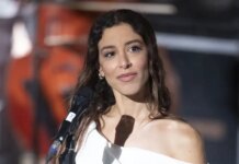 Μαρίνα Σάττι: Οι ξέγνοιαστες καλοκαιρινές στιγμές της μέσα από 20 φωτογραφίες και βίντεο