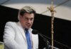 Ο ακροδεξιός Μίλο Γιαννόπουλος κρατείται στη Λουιζιάνα από πράκτορες της ICE μέχρι να απελαθεί