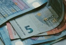 e-ΕΦΚΑ και ΔΥΠΑ: Ποιοι πληρώνονται από σήμερα