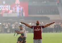 Ο Μοχάμεντ Σαλάχ γνώρισε απίστευτη αποθέωση από τους οπαδούς της Τράμπζονσπορ στην παρουσίασή του