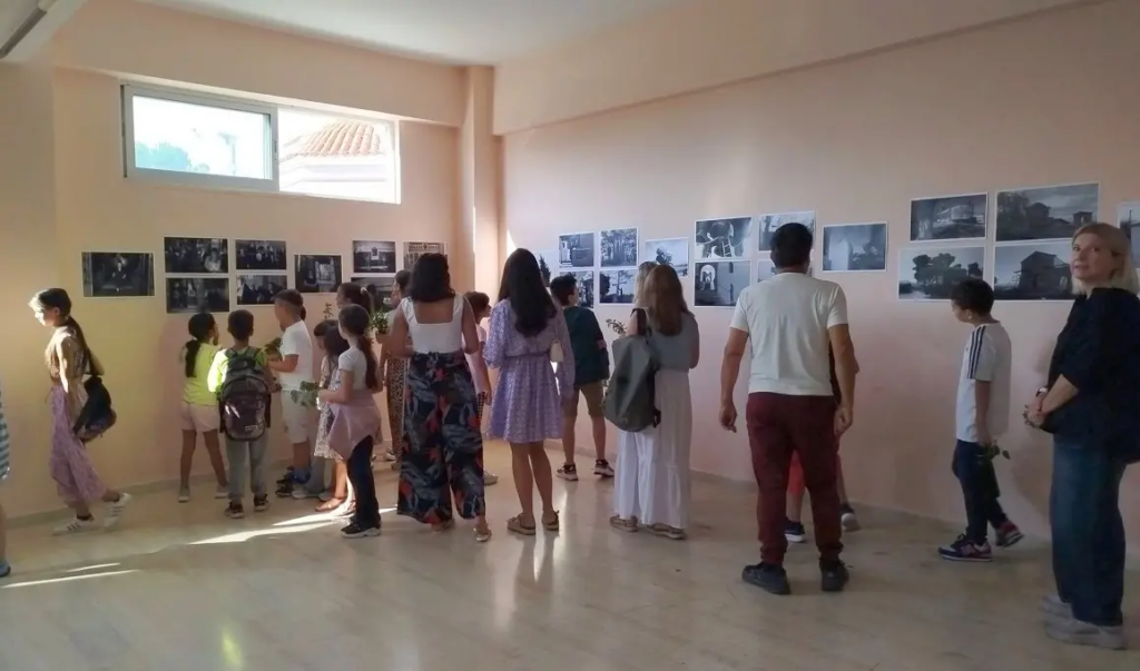 ekthesi_photo_ta_ekklisiastika_kalyvia_schools_1