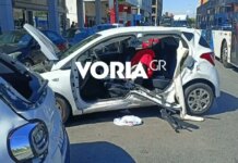 Θεσσαλονίκη: 30χρονος έπαθε επιληπτική κρίση ενώ οδηγούσε και παρέσυρε τρία αυτοκίνητα και μια μηχανή
