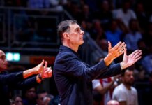Οι παίκτες της Βίρτους έπεσαν πάνω στον Γιώργο Μπαρτζώκα στους πανηγυρισμούς – Η αντίδραση του προπονητή του Ολυμπιακού