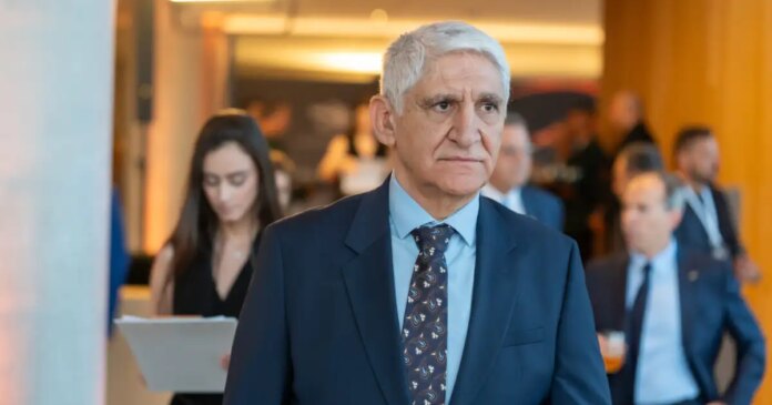 giannakis-1-1200x630.jpg