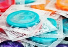Γαλλία: Ανακαλούνται ελαττωματικά προφυλακτικά από τη Μαλαισία