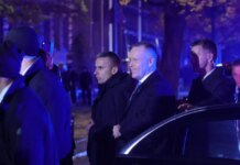 Πολωνία: Το παρασκήνιο της σύγκρουσης της κυβέρνησης με τη δικαστική ηγεσία – Ο Ναβρότσκι μπήκε στο αποκλεισμένο Συνταγματικό Δικαστήριο