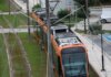 Τραμ παρέσυρε πεζή στον Πειραιά: Νοσηλεύεται διασωληνωμένη στο νοσοκομείο